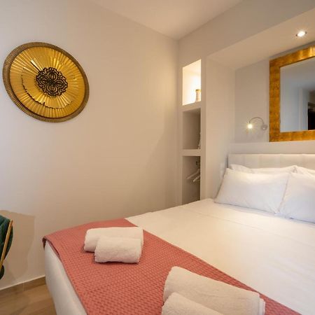 Dema Luxury Suites - Perikleous E1 أثينا المظهر الخارجي الصورة